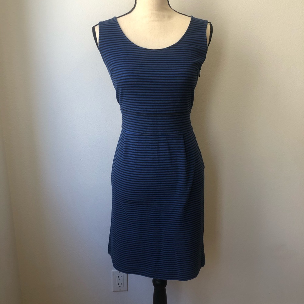 Knit jersey sheath dress
